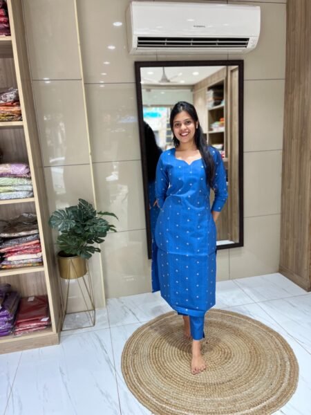 Blue raw silk cord set